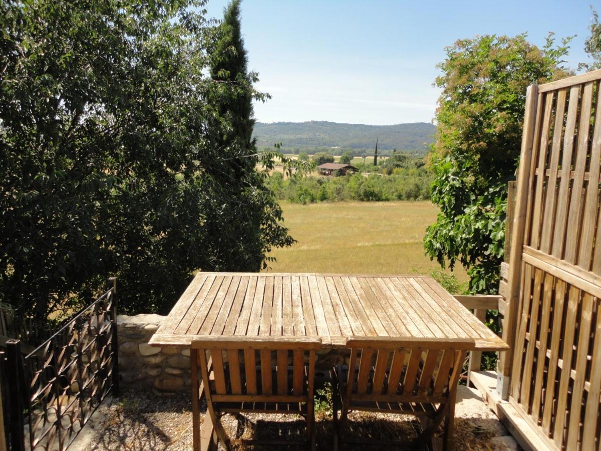 Joli Appartement Dans Village Calme En Provence Les Mees Exterior photo